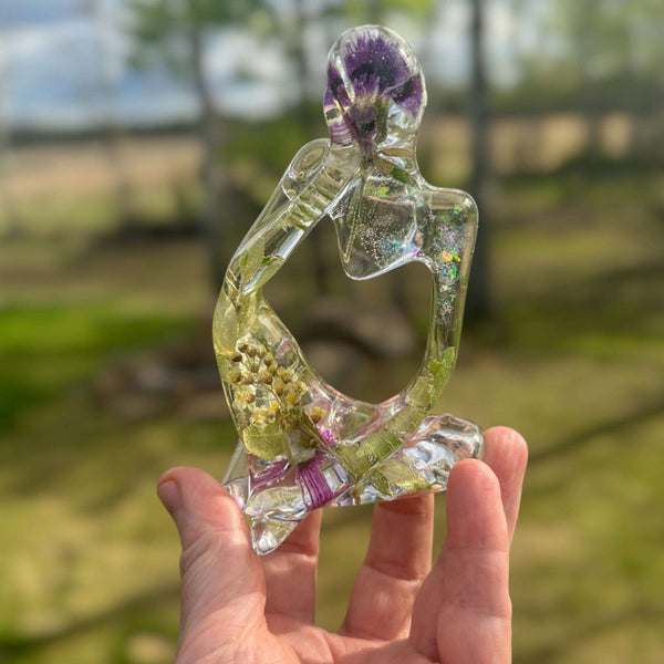 Floral Fusion Sculpture - Handmade Resin Thinker with Dried Flowers