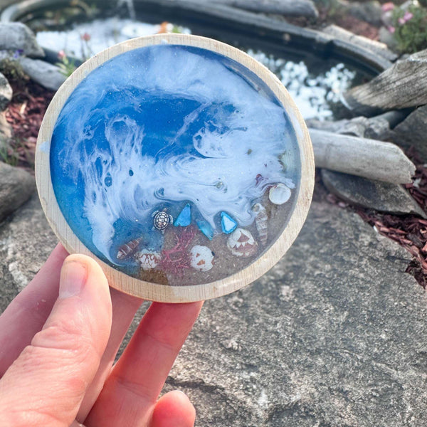Handmade Ocean Wave Wood Coaster – Unique Coastal Decor with Seashells