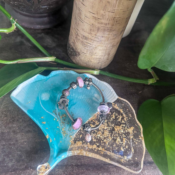 Gilded Ginkgo Fusion Tray - Handmade Resin & Stone Leaf Tray