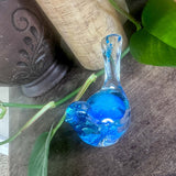 Azure Songbirds of Serenity - Handmade Blue Rose Resin Bird Decor