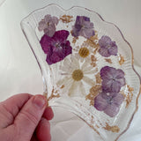 Ginkgo Leaf Dream Tray - Handmade Pressed Flower Daisy Resin Tray