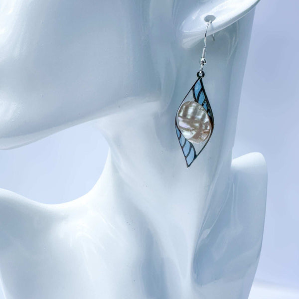 Earring - Pearly Seas - Handmade Mother of Pearl Ocean Resin Earrings