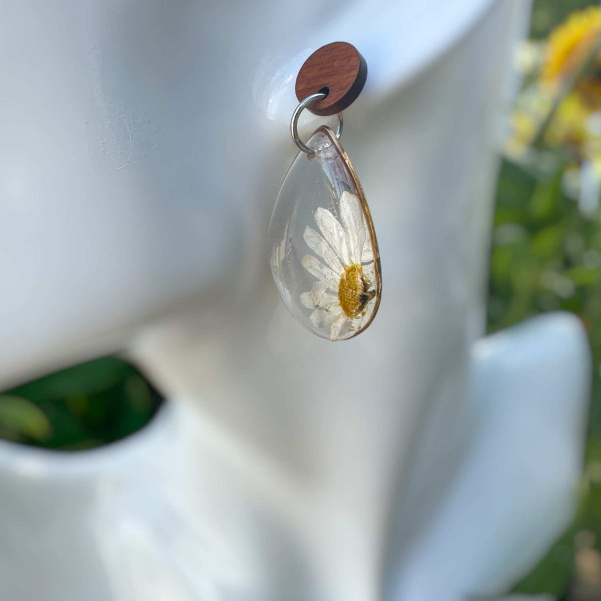 Daisy Dreams - Handmade Pressed Daisy Flower Resin Earrings