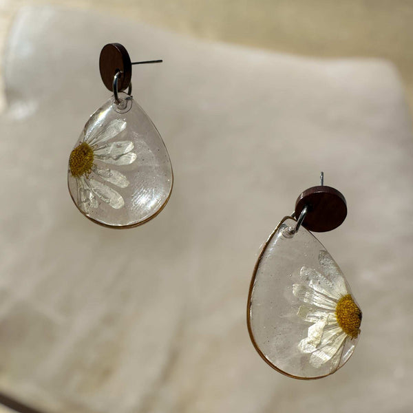 Daisy Dreams - Handmade Pressed Daisy Flower Resin Earrings