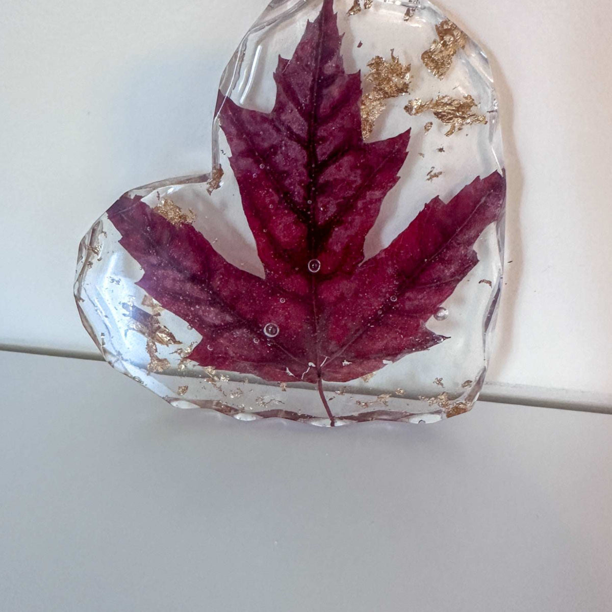 Canadian Maple Leaf Heart Coasters – Resin Decor with Gold Leaf Accent