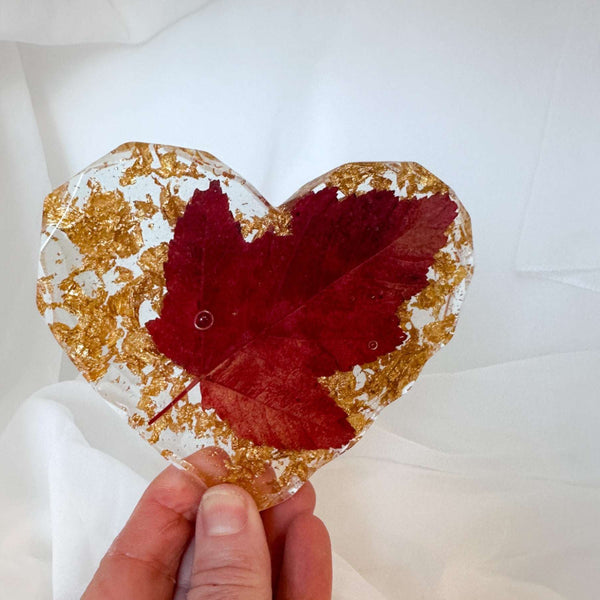 Canadian Maple Leaf Heart Coasters – Resin Decor with Gold Leaf Accent