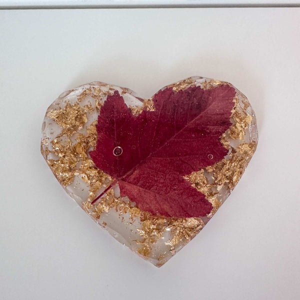 Canadian Maple Leaf Heart Coasters – Resin Decor with Gold Leaf Accent