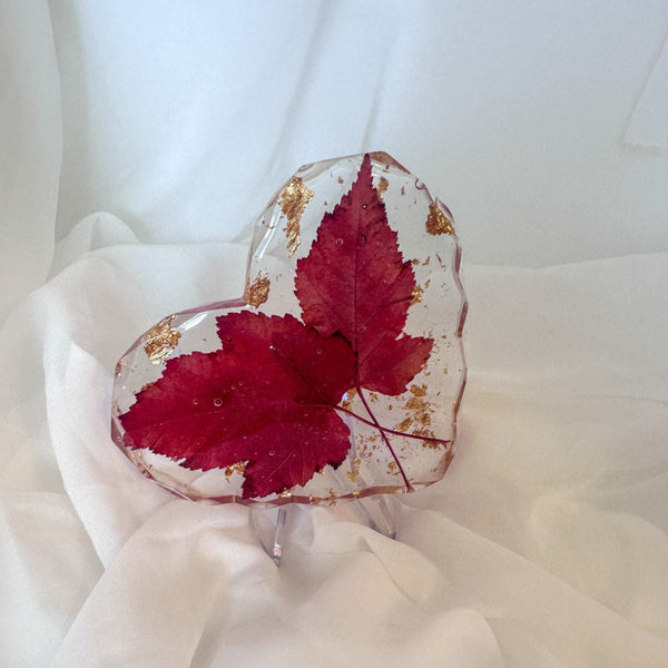 Canadian Maple Leaf Heart Coasters – Resin Decor with Gold Leaf Accent