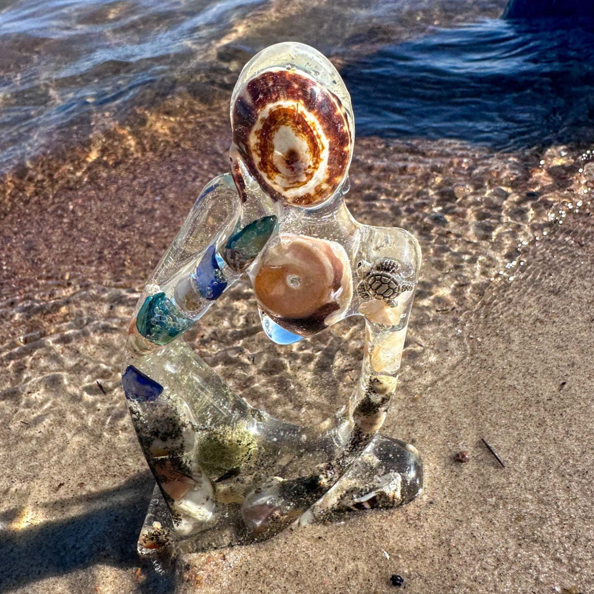 Seaside Contemplation: Ocean-Themed Resin Thinker Seashell Sculpture