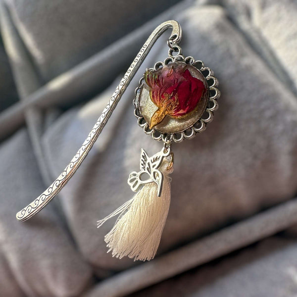 Bookmark - Botanical Elegance - Handcrafted Resin Floral Bookmarks