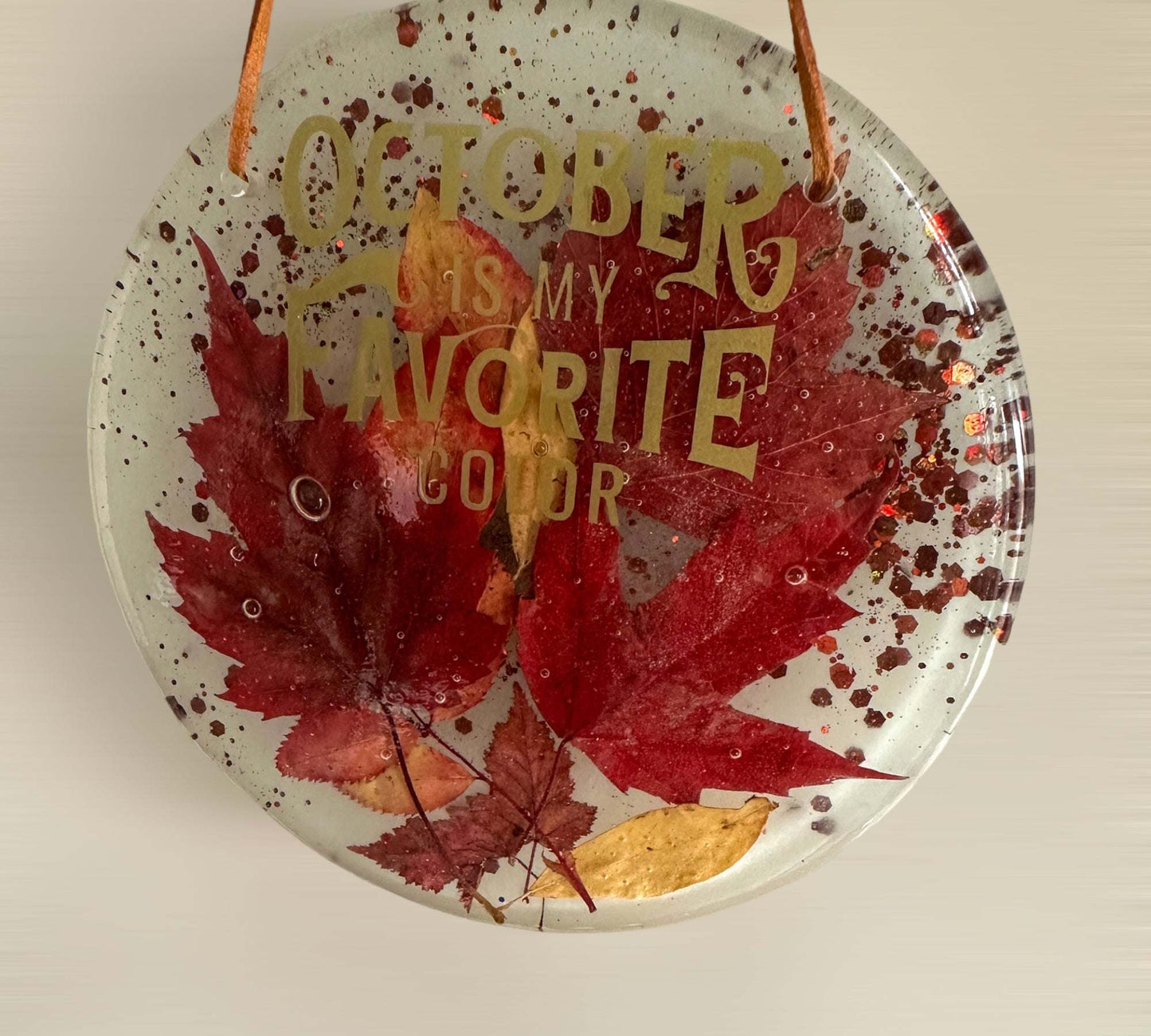 Fall-Inspired Glow-in-the-Dark Wall Decor: October Fall Colours