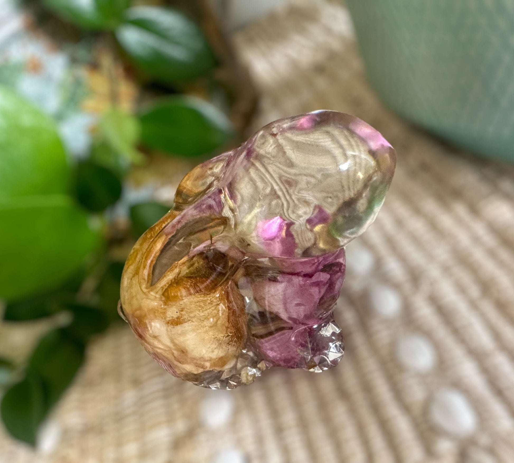 Floral Elegance: Resin Bunny Whimsical Home Decor with Dried Flowers