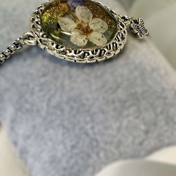 Bracelet Handmade with Dried Flower Accents & Silver Elegance 