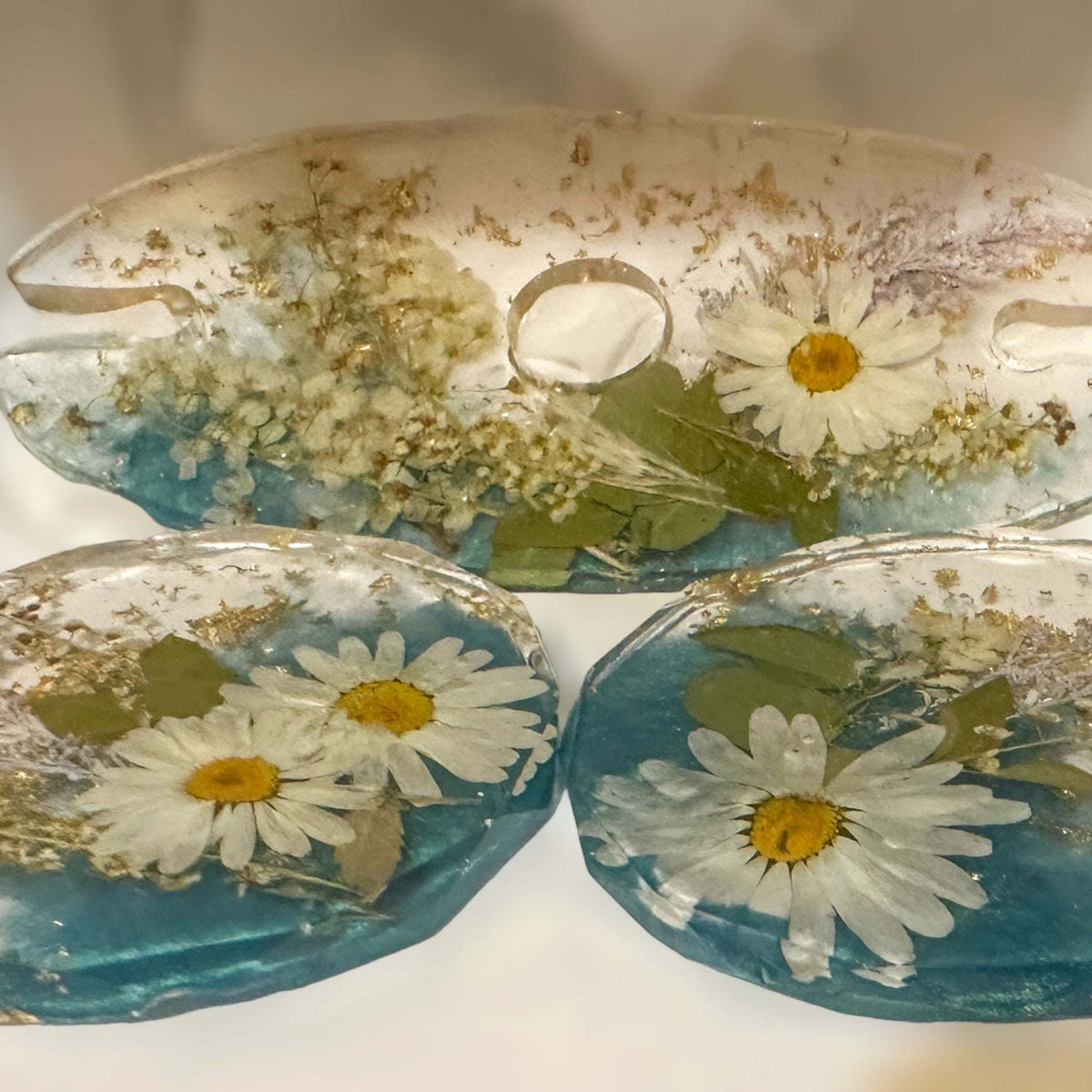 Wine Glass Caddy with 2 Coasters Resin Butler Coaster Set