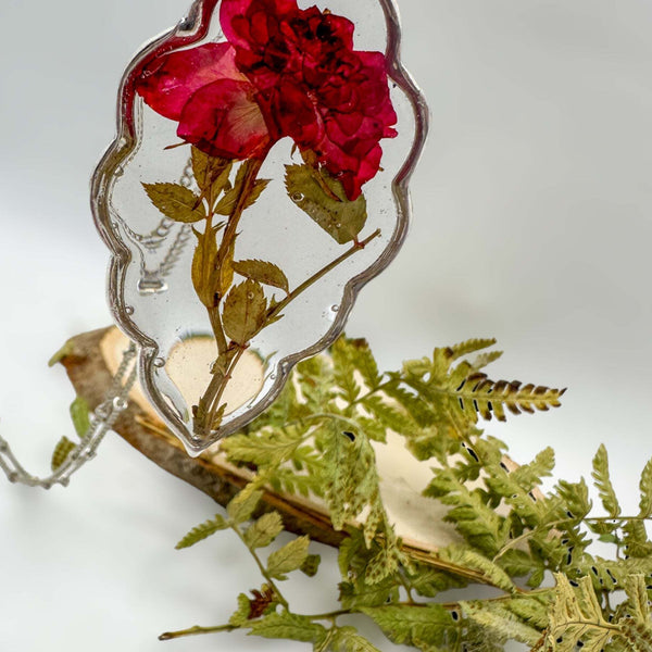 Roses are Red - Real Dried Rose Silver Leaf Necklace - Nature-Inspired