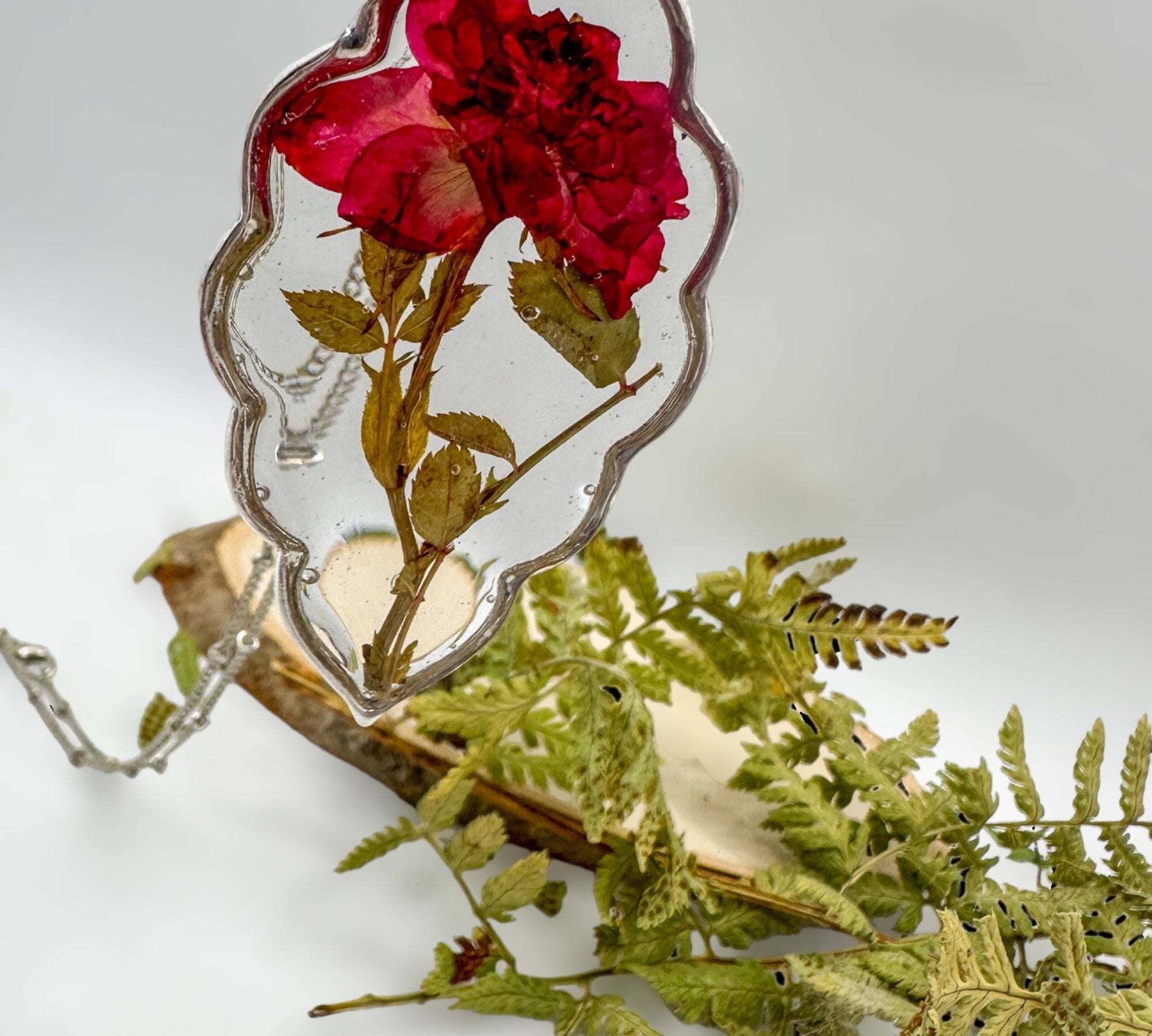 Roses are Red - Real Dried Rose Silver Leaf Necklace - Nature-Inspired