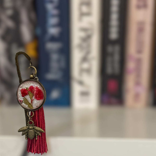 Bookmark - Botanical Elegance - Handcrafted Resin Floral Bookmarks