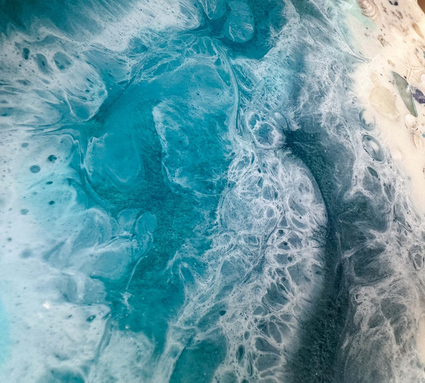 Seaside Splendor: Ocean Inspired Epoxy Resin Tray
