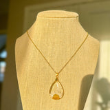 Daisy Teardrop Pendant - Real Dried Flower Jewelry in Silver and Gold 