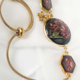 Bracelet Handcrafted with Resin and Dried Flowers -Gold Elegance 