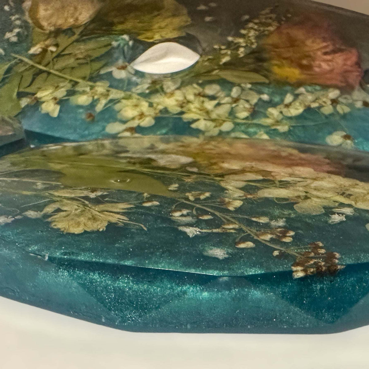 Wine Glass Caddy with 2 Coasters -GardenThemed Handmade Resin Set