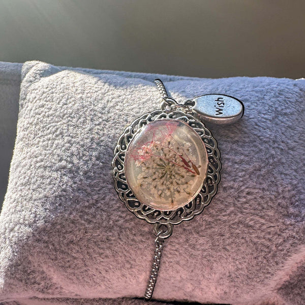 Wishful Whispers - Handmade Nature-Inspired Floral Bracelet 