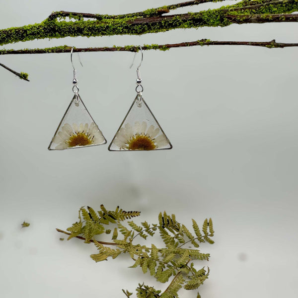 Daisy Charm - Handmade Pressed Flower Petal Resin Earrings
