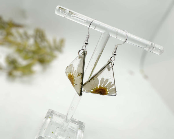 Daisy Charm - Handmade Pressed Flower Petal Resin Earrings