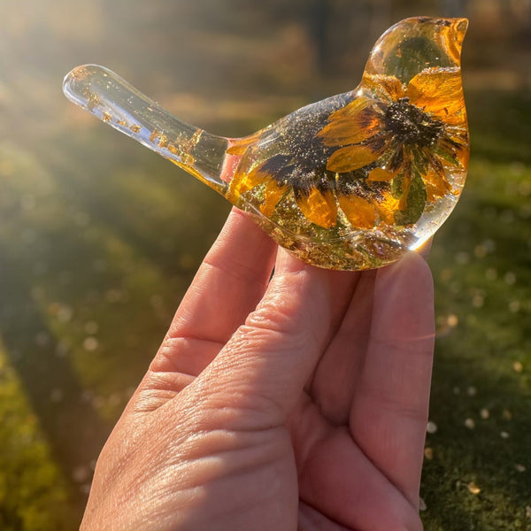 Black eyed susan bird figurine with two real two-tone blooms and gold leaf in clear resin