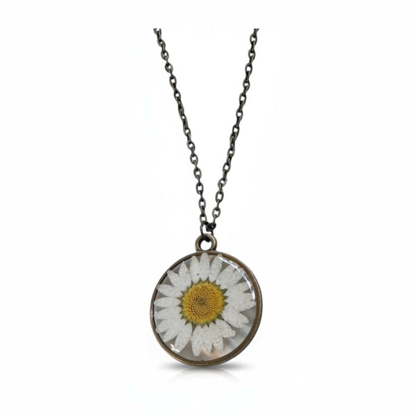 Daisy Timeless Pendant – Real Pressed Flower in Minimalist Resin Charm