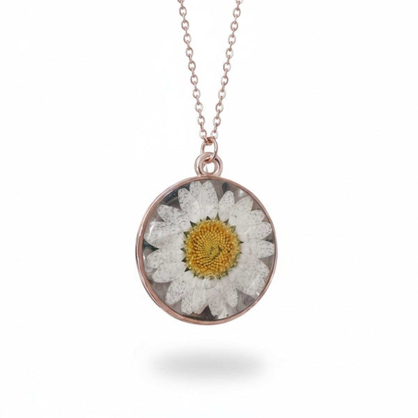 Daisy Timeless Pendant – Real Pressed Flower in Minimalist Resin Charm