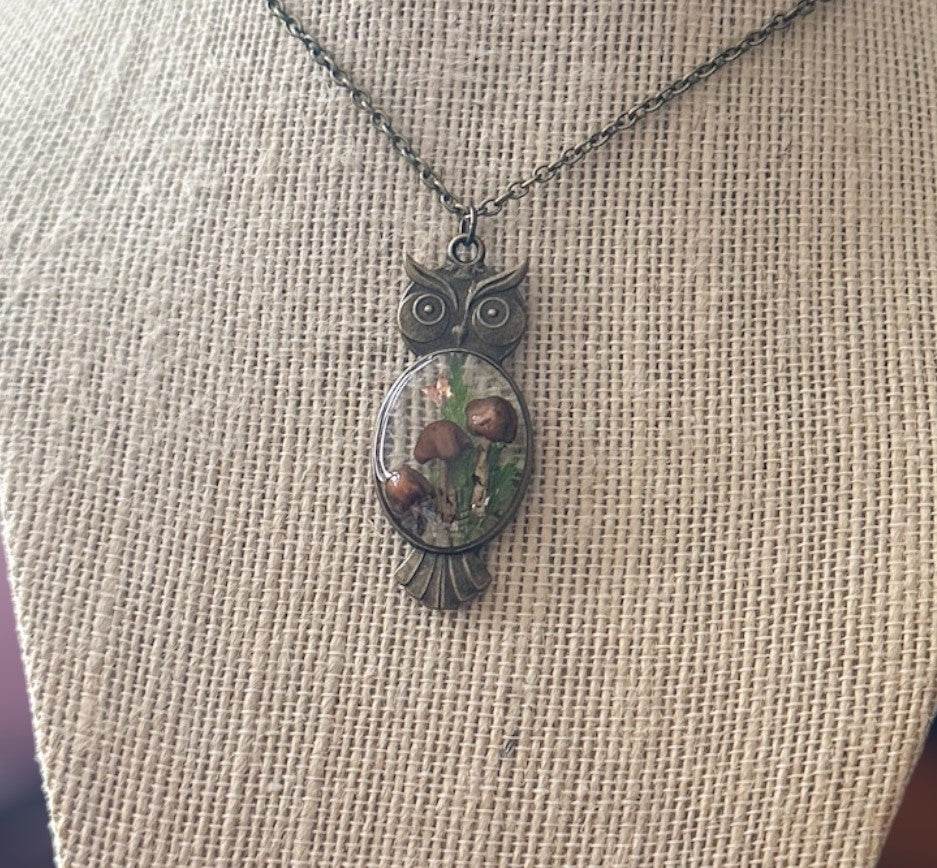 Enchanting Owl Mushroom Forest Pendant - Dried Ferns and Mushrooms