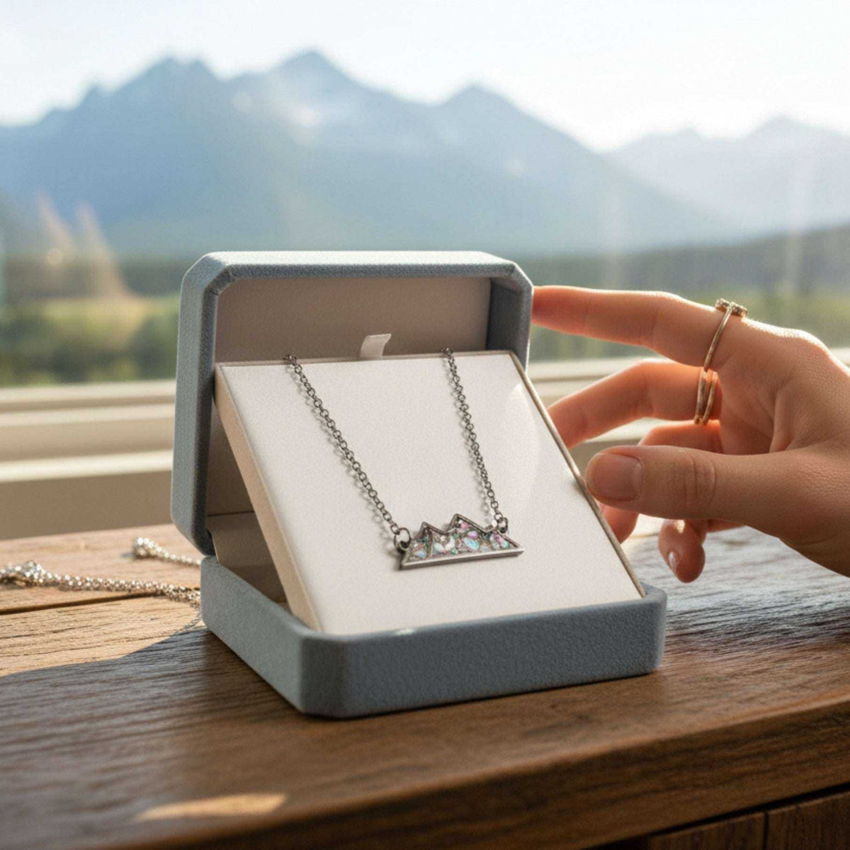 Mountain Jewelry Bundle-Northern Lights Bracelet Pendant & Earring Set