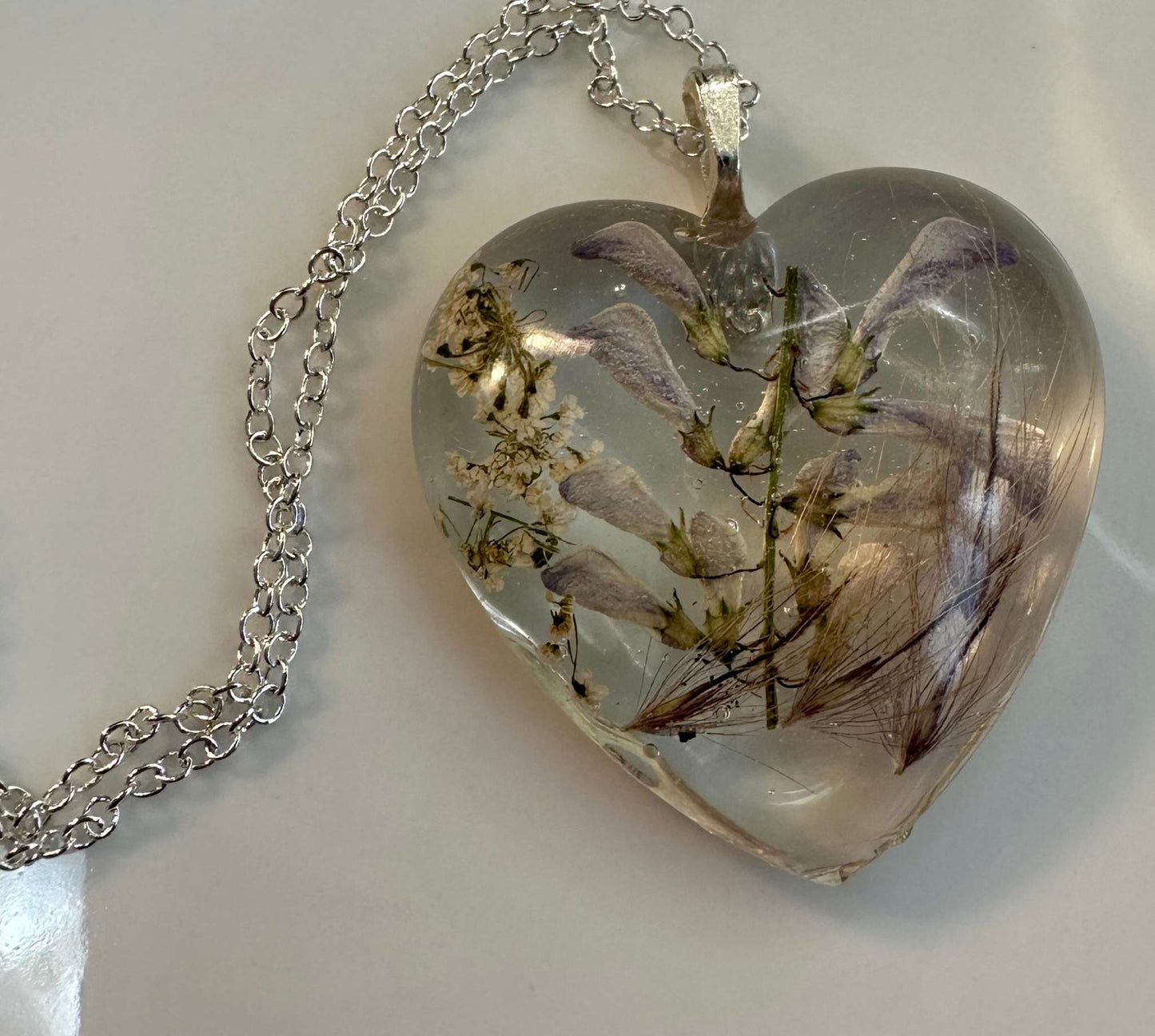 Série de bijoux Nature in Your Heart - Pendentif Fleurs violettes